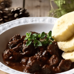 Goulash de Carne de Res - Comida Checa
